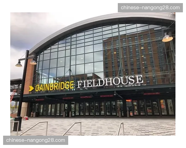 球迷文化:印第安纳步行者主场举办“季后赛早鸟票”抽签活动 球迷文化:印第安纳步行者主场举办“季后赛早鸟票”抽签活动